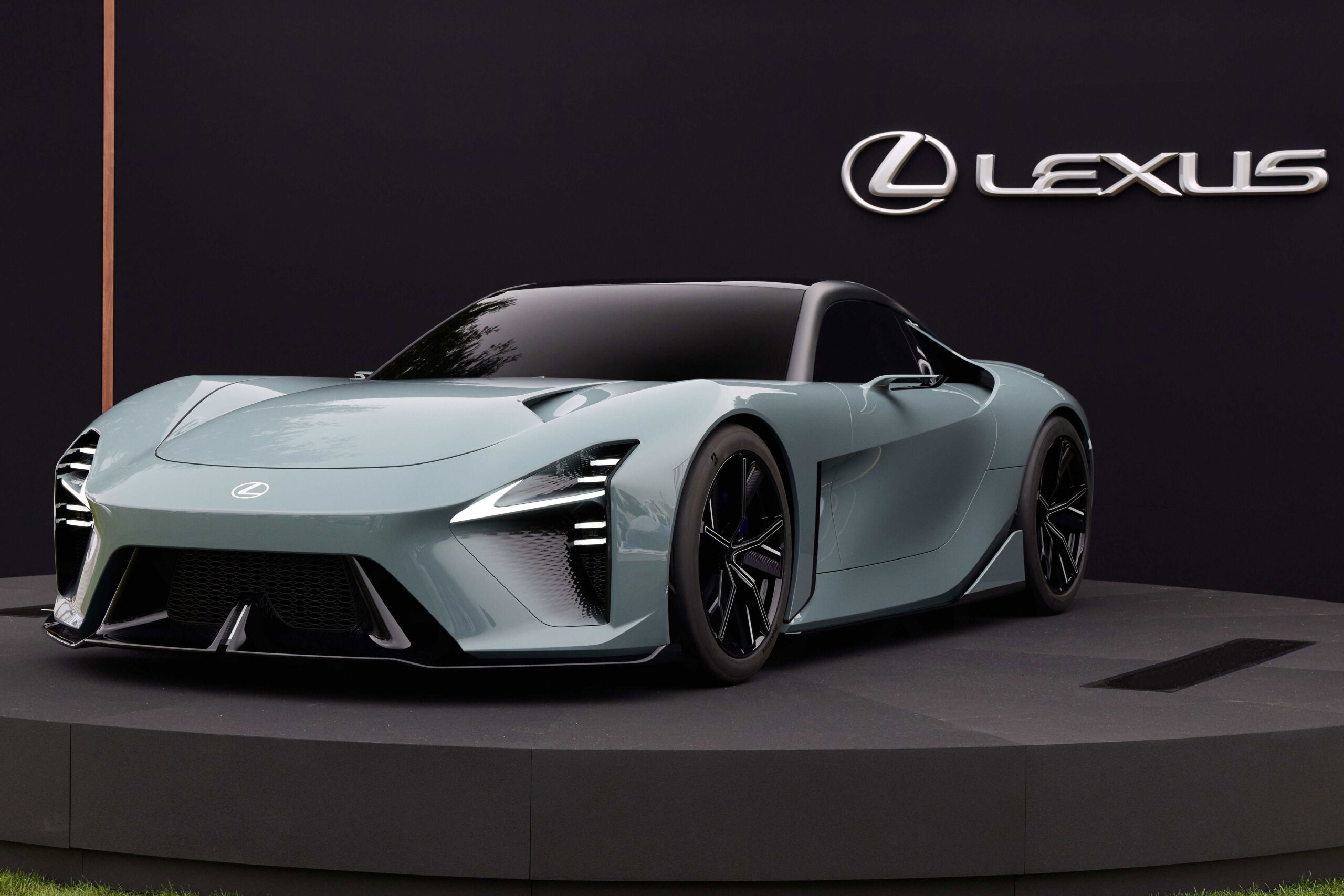 Lexus Sport Concept anticipa el próximo lanzamiento del esperado Lexus LFR