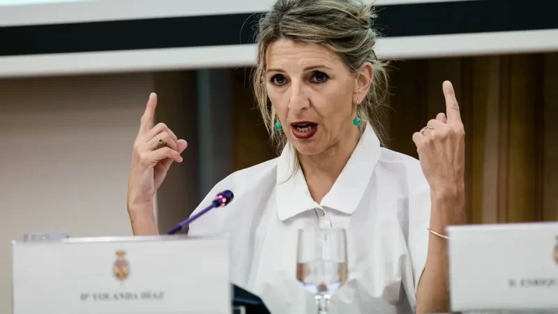 Yolanda Díaz apoya la decisión de Peramato sobre la pena a Aldama, recordando que Torres-Dulce